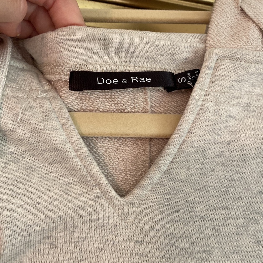 Doe & Rae Hoodie - Picture 3 of 5